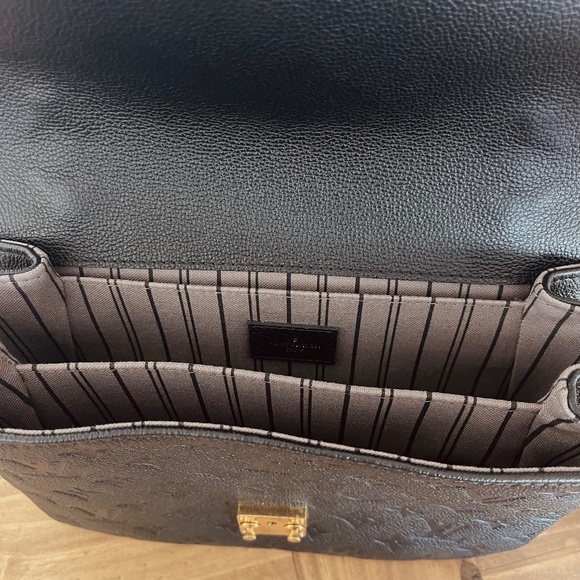 LOUIS VUITTON METIS LEATHER CROSSBODY BAG - Picture 9 of 15